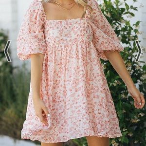 Storia Puff Sleeve dress. NWT!